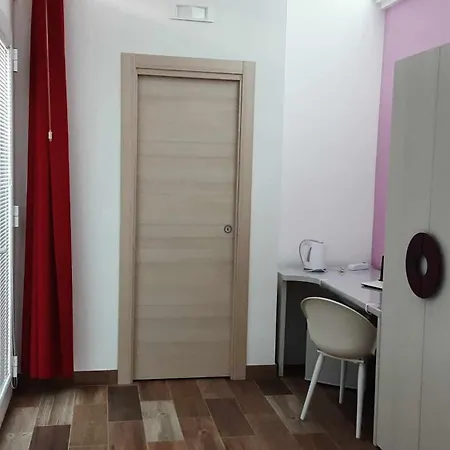 Oda ve Kahvaltı Salvo E Terry 4*
