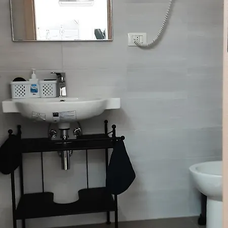 Oda ve Kahvaltı Salvo E Terry Avola