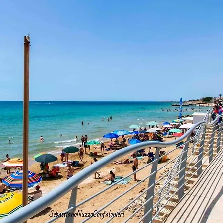 Salvo E Terry לינה וארוחת בוקר