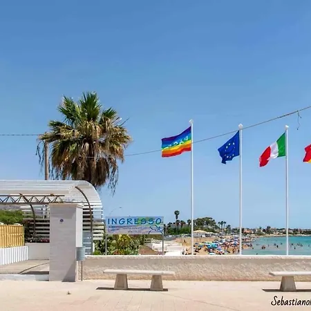 לינה וארוחת בוקר Salvo E Terry אבולה