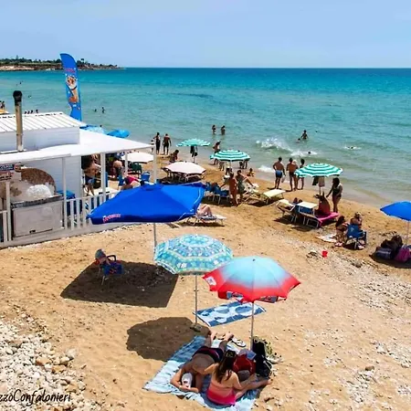 Salvo E Terry לינה וארוחת בוקר 4*