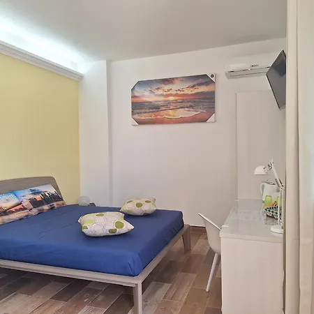 לינה וארוחת בוקר Salvo E Terry אבולה