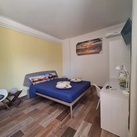 Salvo E Terry לינה וארוחת בוקר