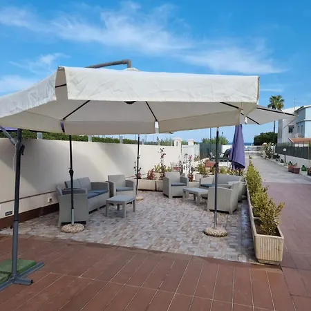 Bed & Breakfast Salvo E Terry Avola