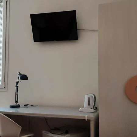 לינה וארוחת בוקר Salvo E Terry