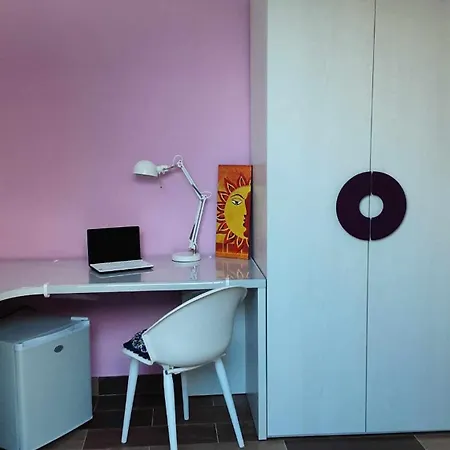 Salvo E Terry לינה וארוחת בוקר 4*