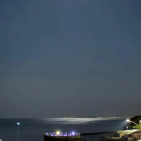 Salvo E Terry לינה וארוחת בוקר